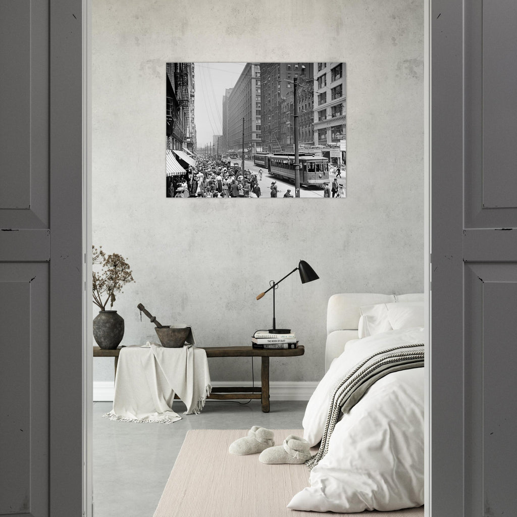 Chicago  - The busy crowd on State Street 1910 - Premium Matte Paper Poster