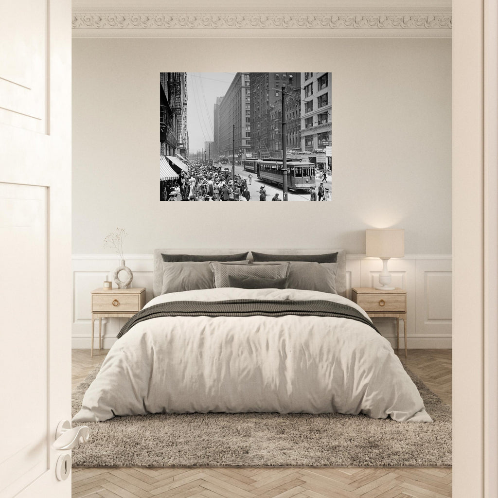 Chicago  - The busy crowd on State Street 1910 - Premium Matte Paper Poster