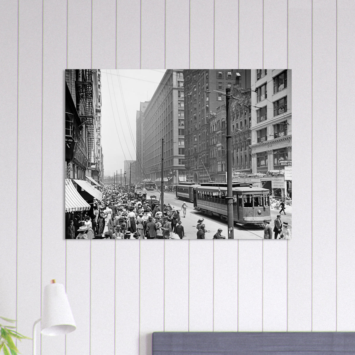 Chicago  - The busy crowd on State Street 1910 - Premium Matte Paper Poster