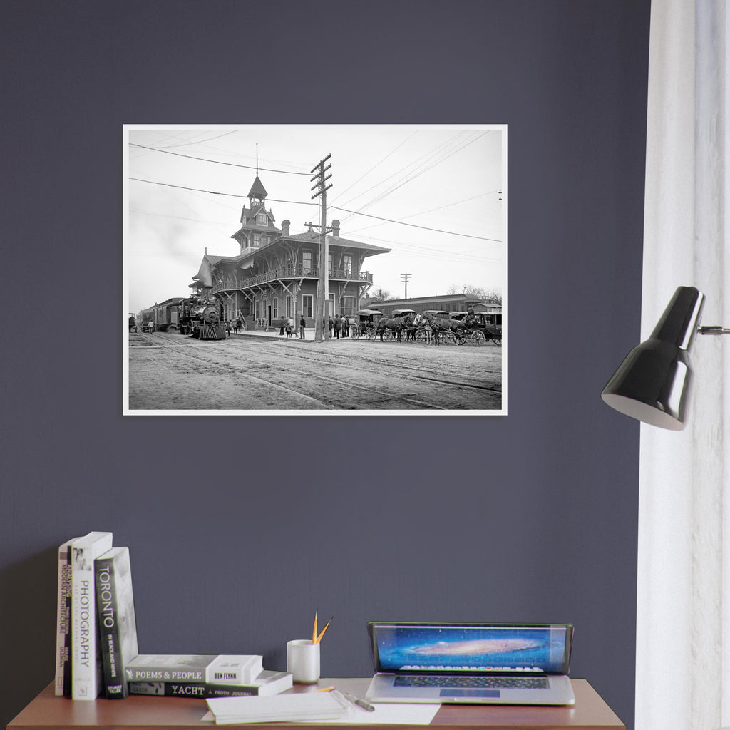 Pensacola, Florida, 1900 – Louisville and Nashville Railway Station - wooden framed posters