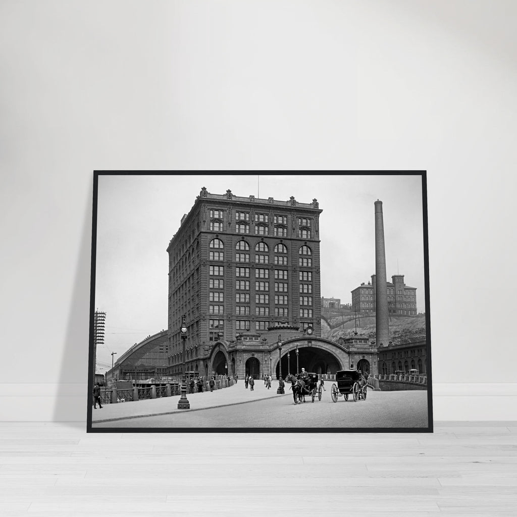 Pittsburgh, Pennsylvania 1900 - Union Station - wooden framed posters