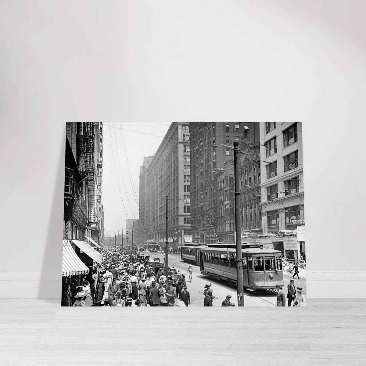 Chicago  - The busy crowd on State Street 1910 - Premium Matte Paper Poster