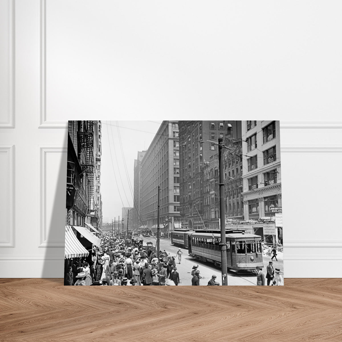 Chicago  - The busy crowd on State Street 1910 - Premium Matte Paper Poster