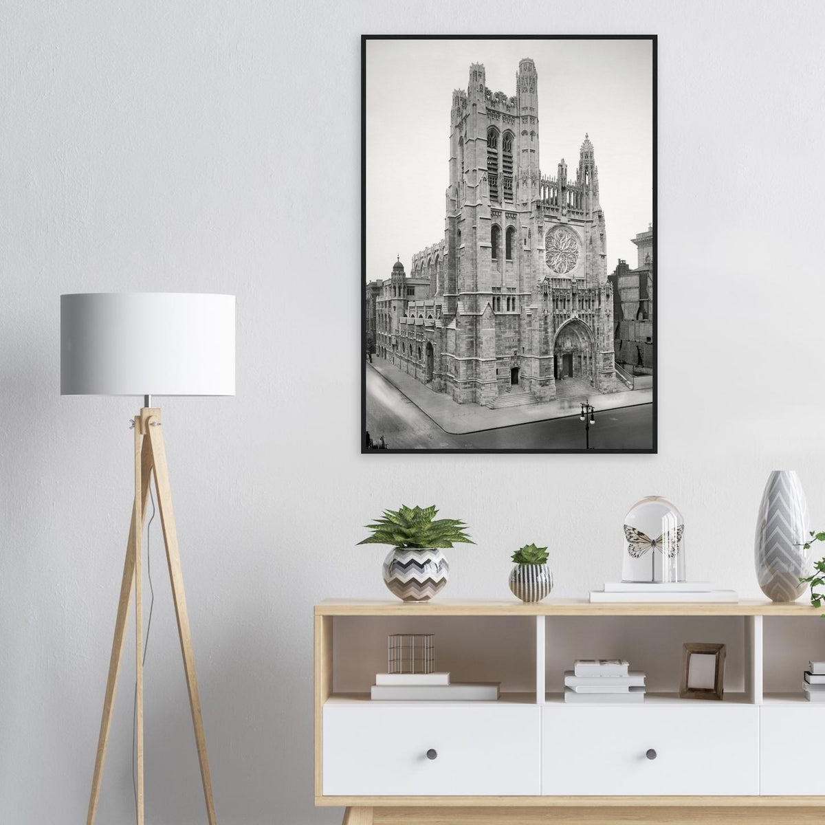 New York City 1913 - Saint Thomas Church on Fifth Avenue - wooden framed posters