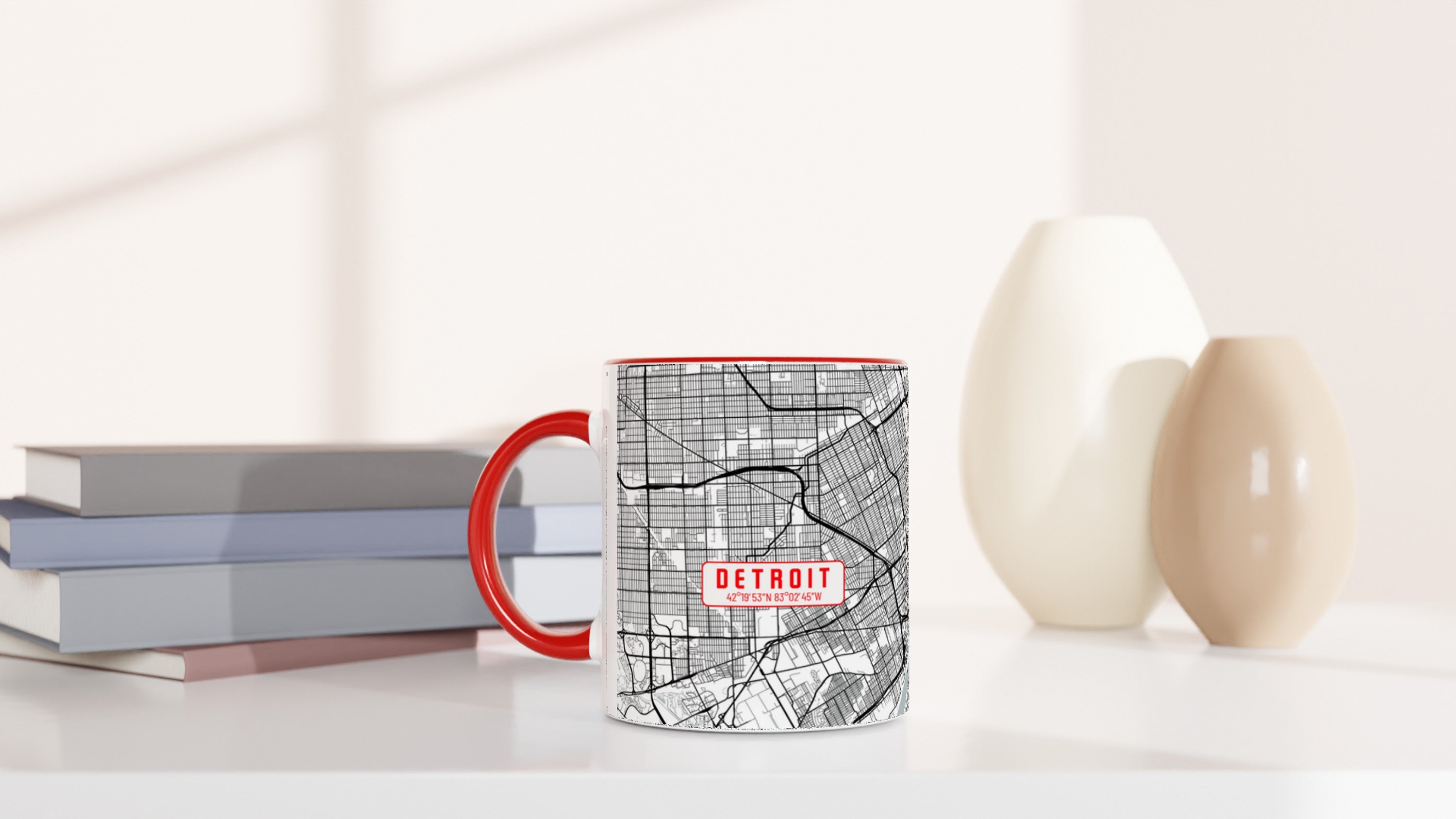 Detroit White 11oz / 0,3 l Ceramic Mug with Color Inside - Modern Black and White Minimalist Map